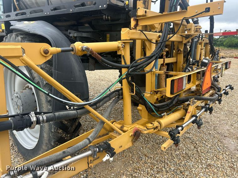 image for item EK8187 2012 Rogator RG1100 sprayer