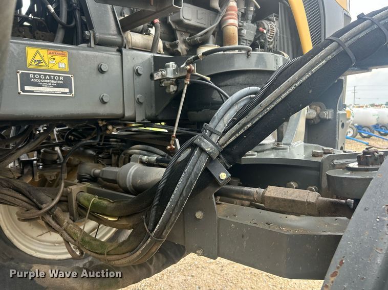 image for item EK8187 2012 Rogator RG1100 sprayer