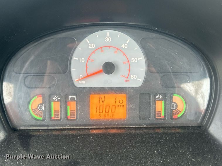 image for item EK8187 2012 Rogator RG1100 sprayer