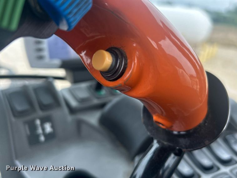 image for item EK8187 2012 Rogator RG1100 sprayer