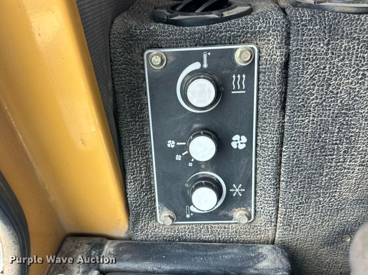 image for item EK8188 Spra-Coupe 4460 sprayer