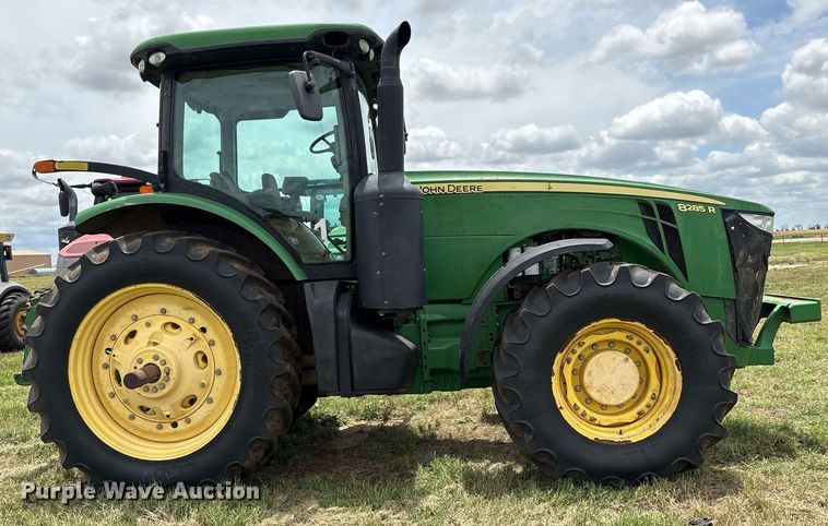image for item EM2635 2011 John Deere 8285R MFWD tractor