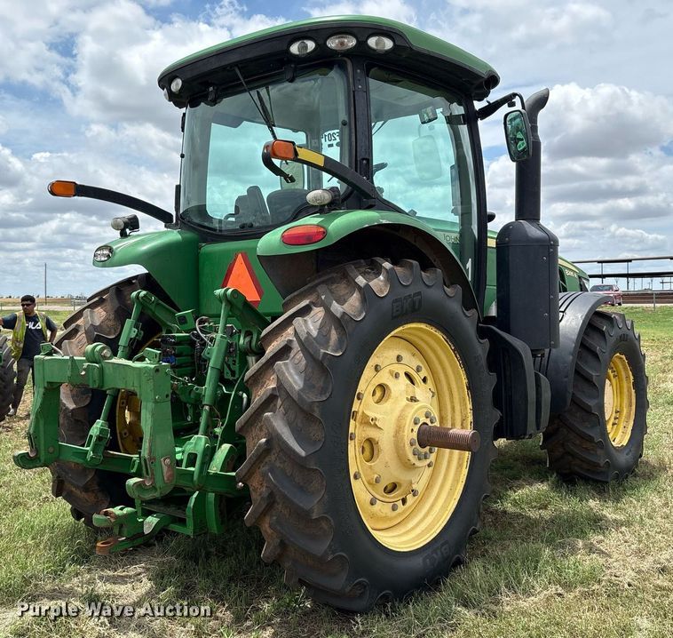 image for item EM2635 2011 John Deere 8285R MFWD tractor