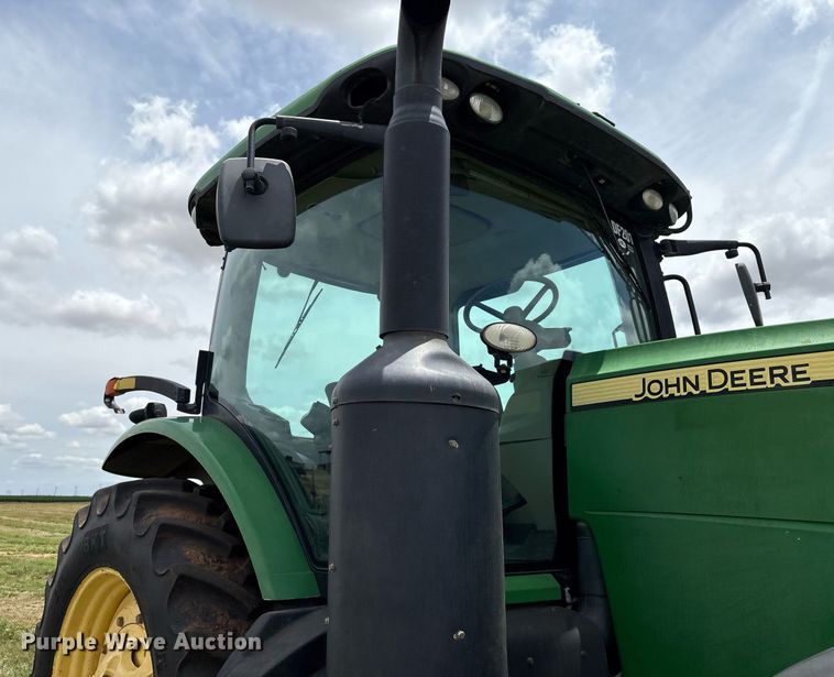 image for item EM2635 2011 John Deere 8285R MFWD tractor