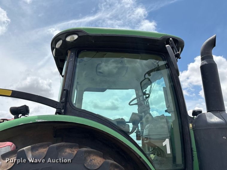 image for item EM2635 2011 John Deere 8285R MFWD tractor