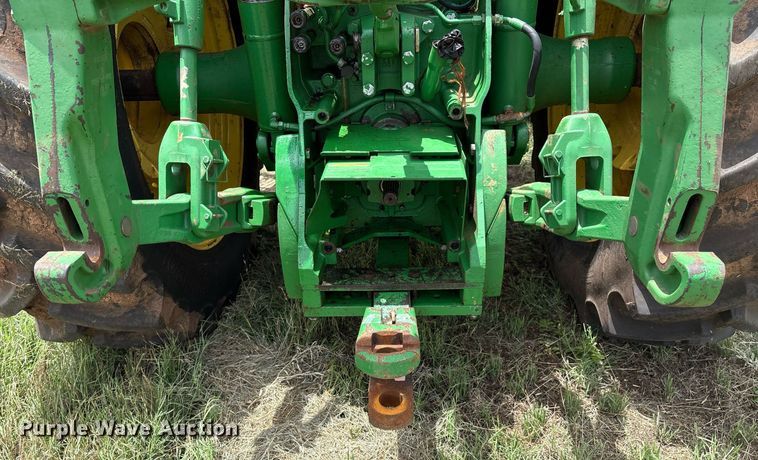 image for item EM2635 2011 John Deere 8285R MFWD tractor