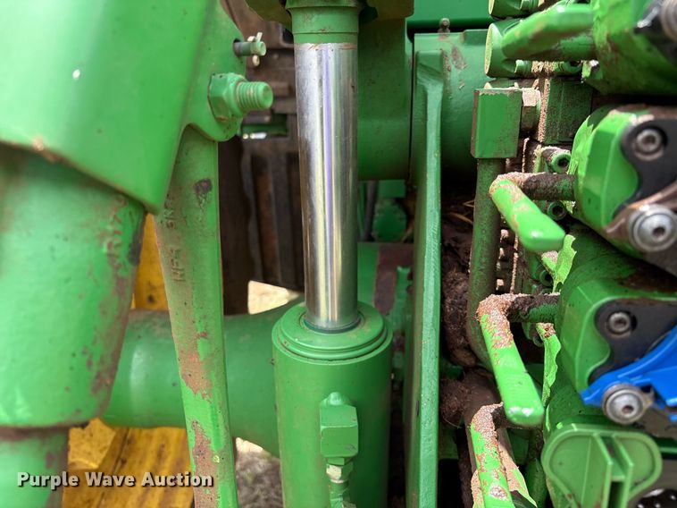 image for item EM2636 2014 John Deere 8260R MFWD tractor