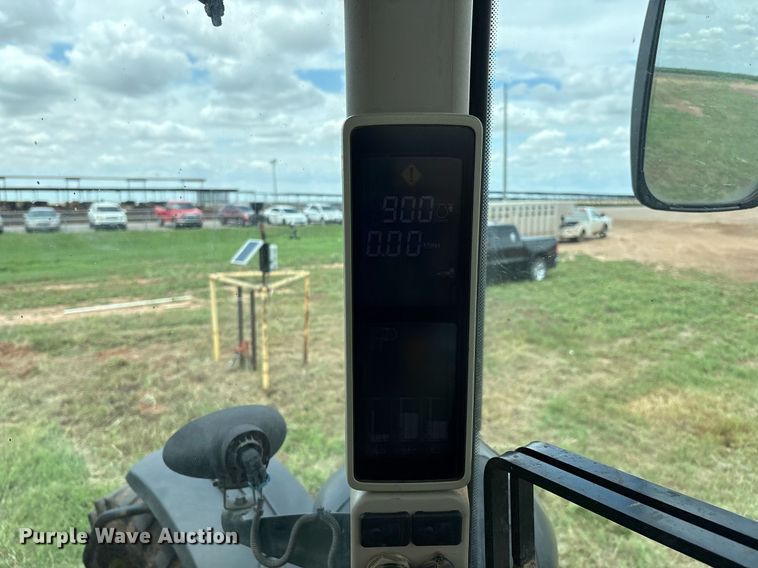 image for item EM2636 2014 John Deere 8260R MFWD tractor