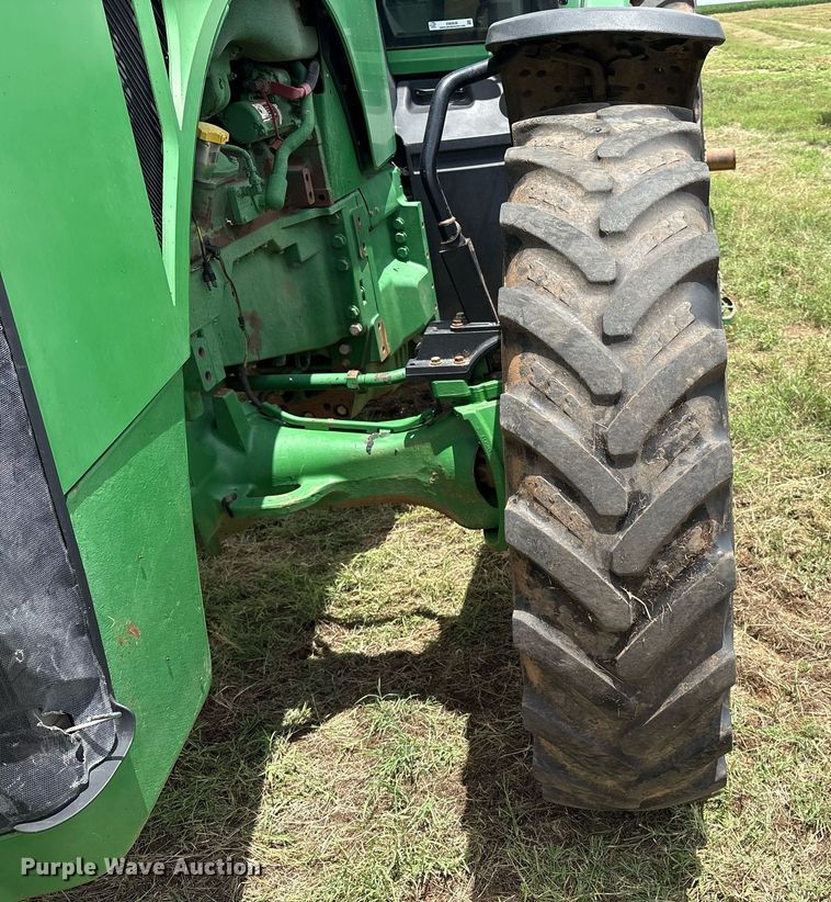 image for item EM2636 2014 John Deere 8260R MFWD tractor
