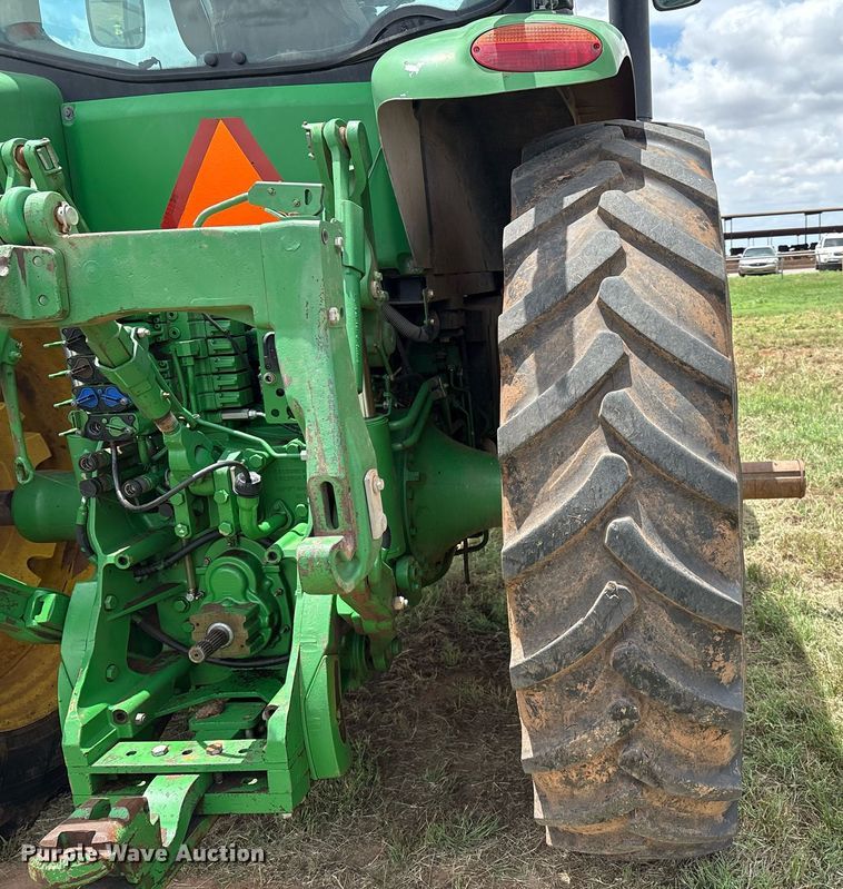 image for item EM2636 2014 John Deere 8260R MFWD tractor