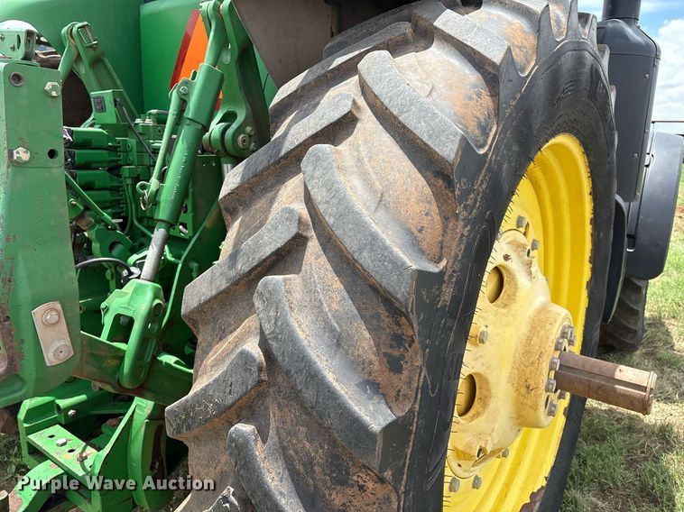 image for item EM2636 2014 John Deere 8260R MFWD tractor