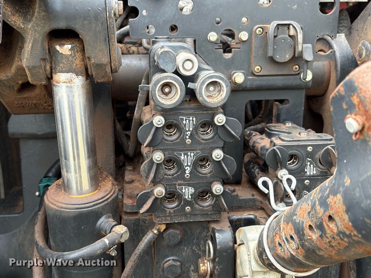 image for item EM2637 2015 Case Magnum 280 MFWD tractor