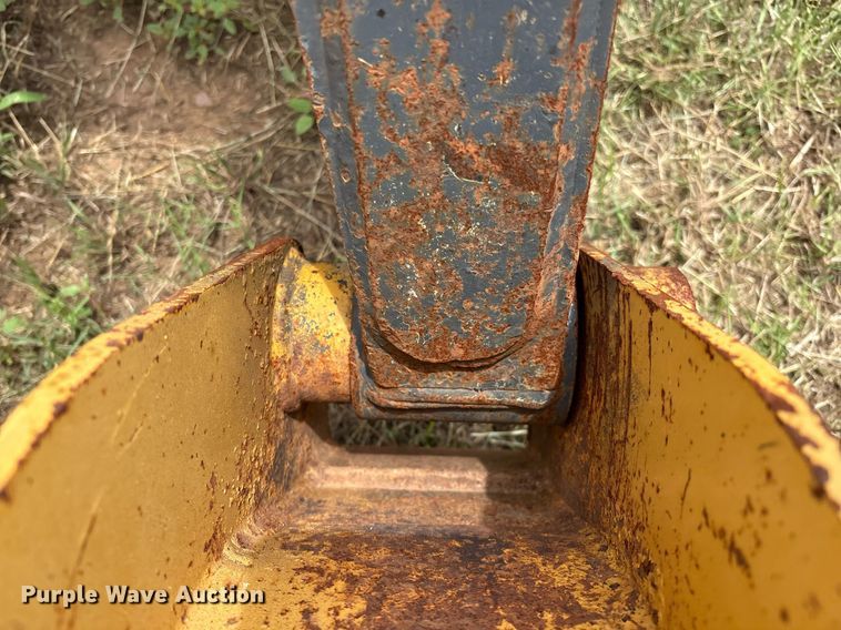 image for item EM2638 2012 John Deere 210K landscape tractor