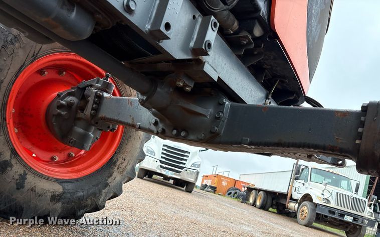 image for item EM2640 Kubota M108S MFWD tractor