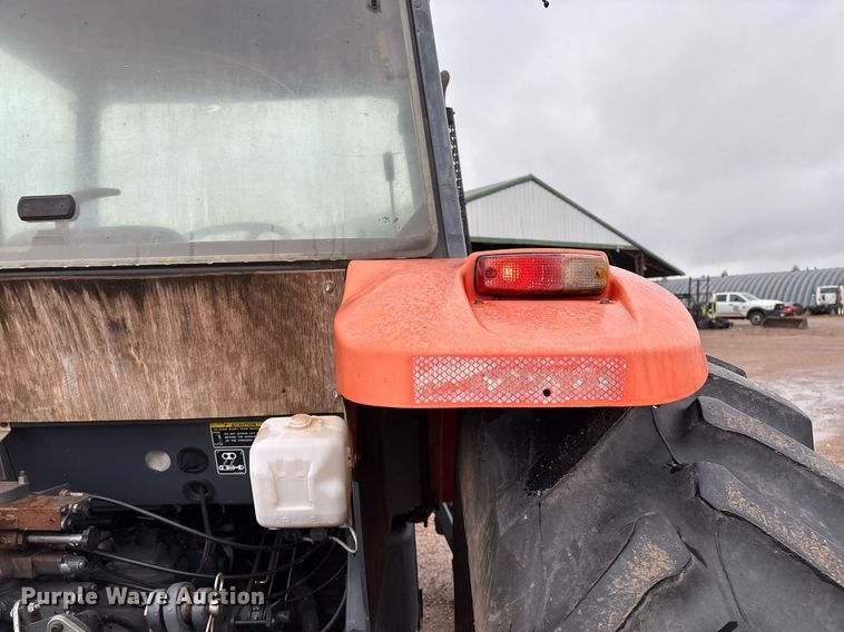 image for item EM2640 Kubota M108S MFWD tractor