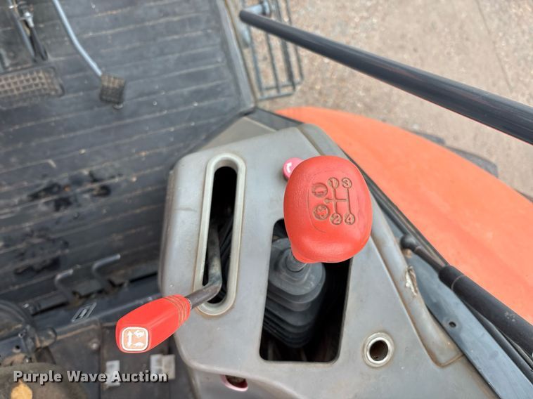 image for item EM2640 Kubota M108S MFWD tractor