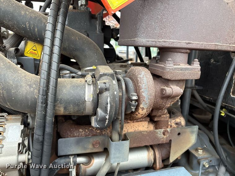 image for item EM2640 Kubota M108S MFWD tractor