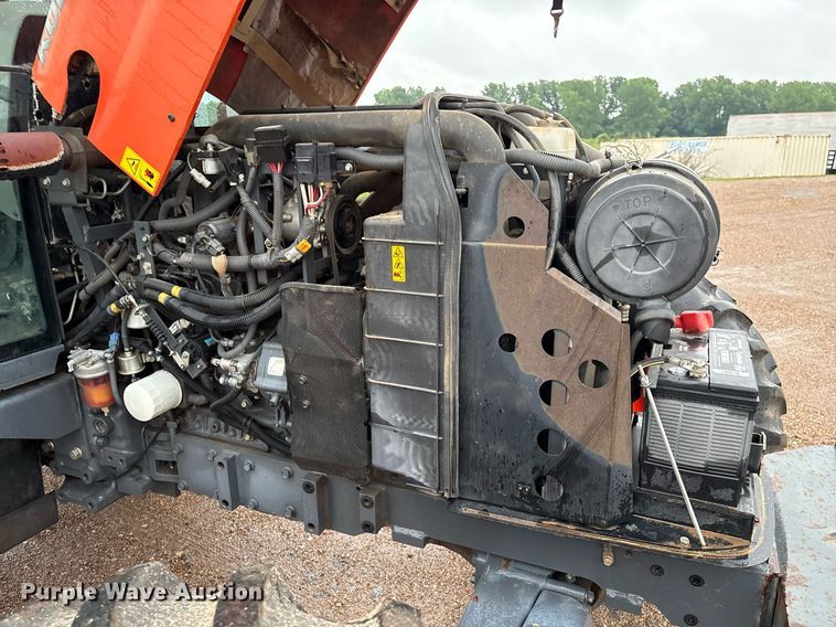 image for item EM2640 Kubota M108S MFWD tractor