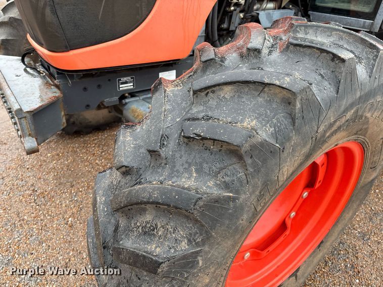 image for item EM2640 Kubota M108S MFWD tractor