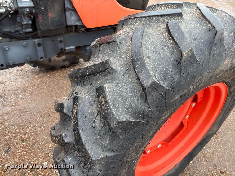 image for item EM2640 Kubota M108S MFWD tractor