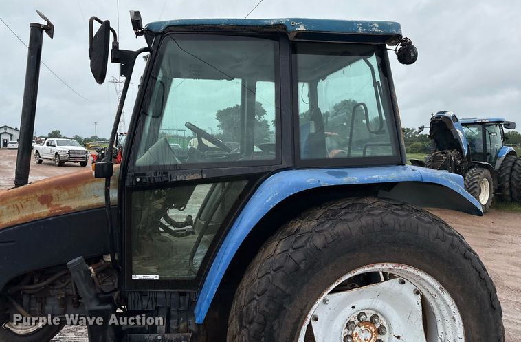 image for item EM2641 1998 New Holland 7635 tractor