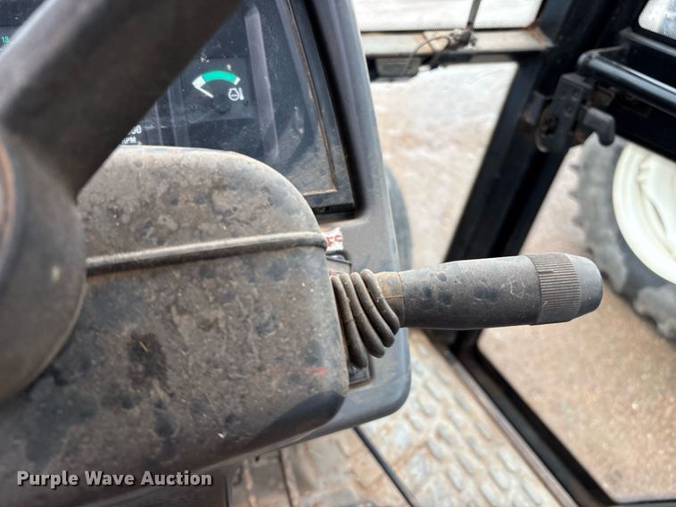 image for item EM2641 1998 New Holland 7635 tractor