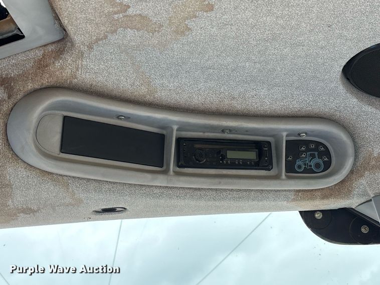 image for item EM2642 New Holland T6050 MFWD tractor