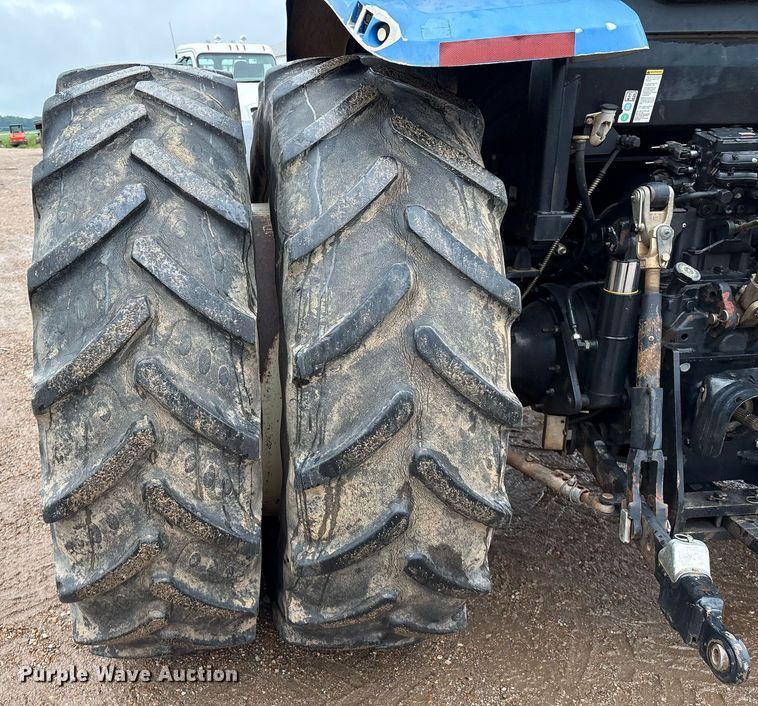 image for item EM2642 New Holland T6050 MFWD tractor