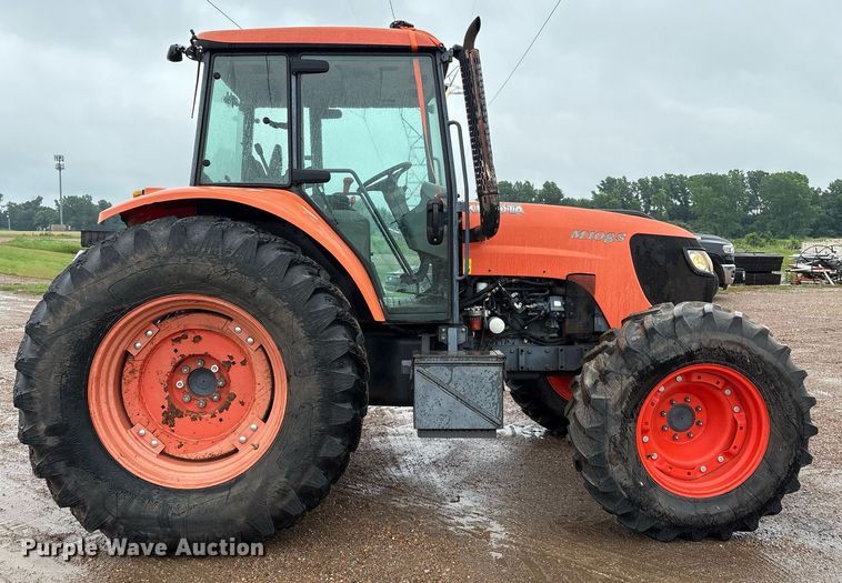 image for item EM2643 Kubota M108S MFWD tractor