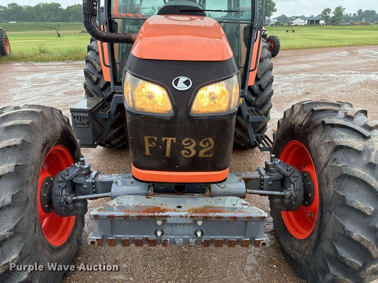 image for item EM2643 Kubota M108S MFWD tractor