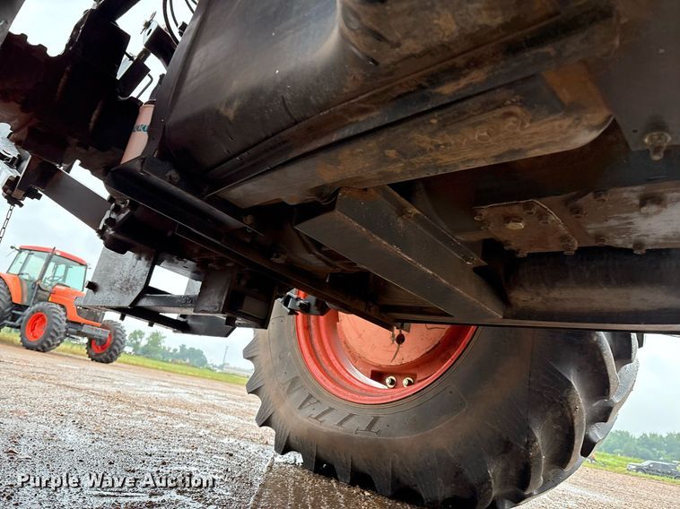 image for item EM2643 Kubota M108S MFWD tractor