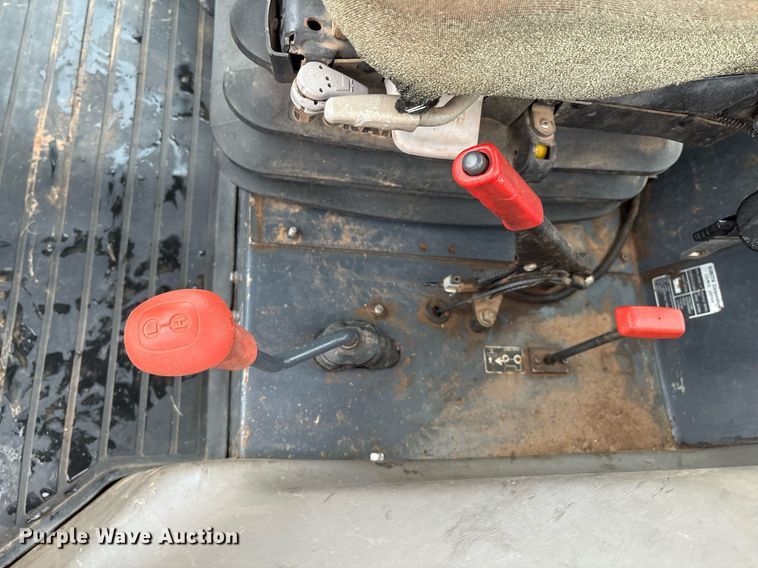 image for item EM2643 Kubota M108S MFWD tractor