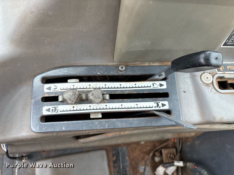 image for item EM2643 Kubota M108S MFWD tractor