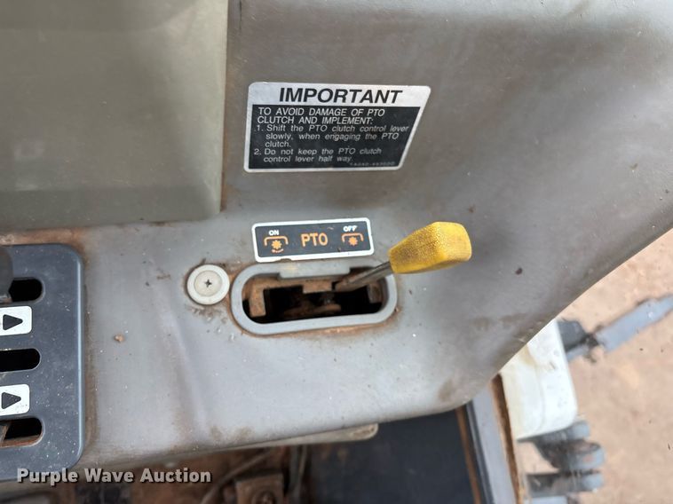 image for item EM2643 Kubota M108S MFWD tractor