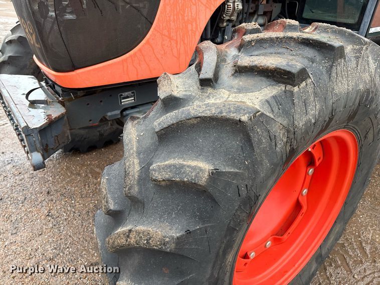 image for item EM2643 Kubota M108S MFWD tractor