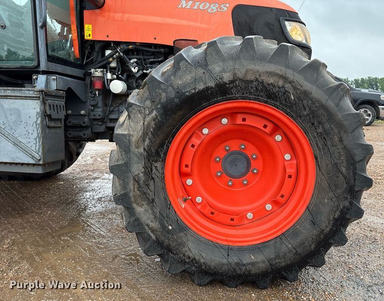 image for item EM2643 Kubota M108S MFWD tractor
