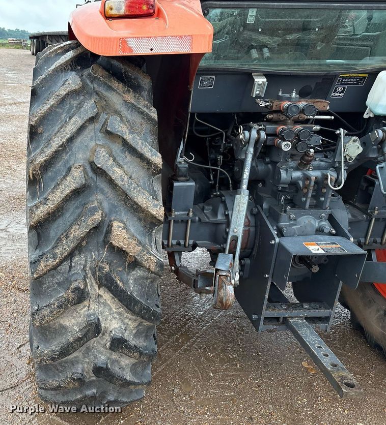 image for item EM2643 Kubota M108S MFWD tractor