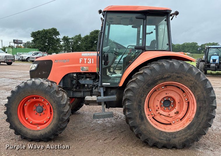 image for item EM2644 Kubota M108S MFWD tractor