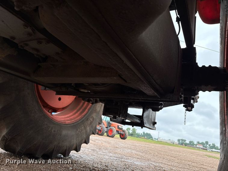 image for item EM2644 Kubota M108S MFWD tractor