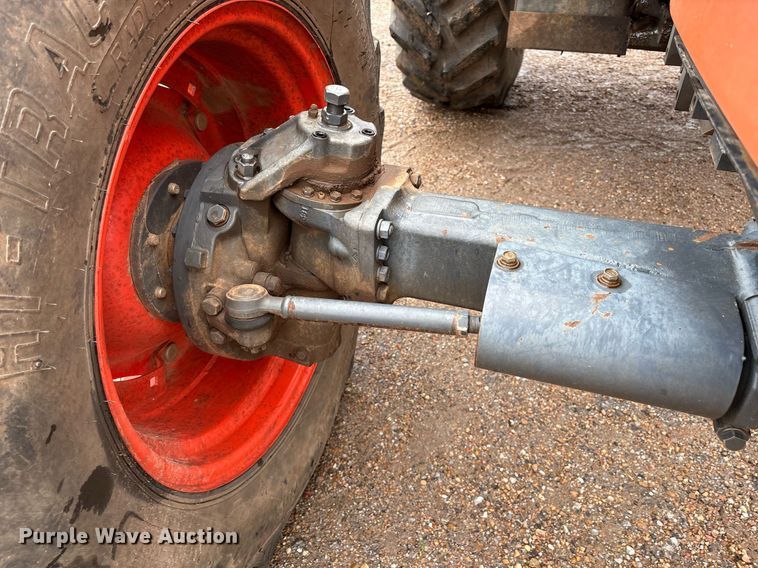 image for item EM2644 Kubota M108S MFWD tractor