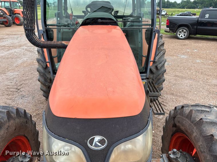 image for item EM2644 Kubota M108S MFWD tractor