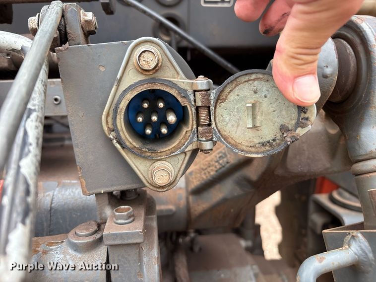 image for item EM2644 Kubota M108S MFWD tractor