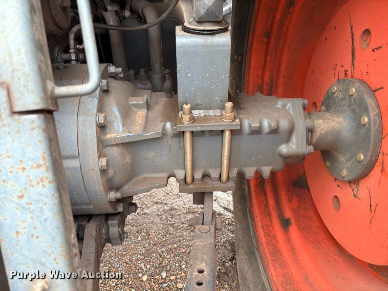 image for item EM2644 Kubota M108S MFWD tractor