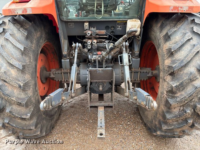 image for item EM2644 Kubota M108S MFWD tractor