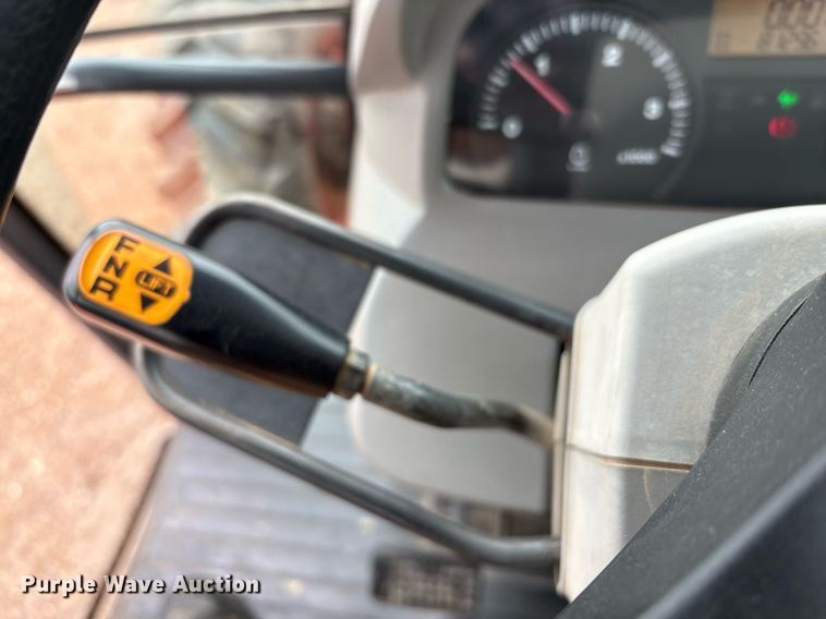 image for item EM2644 Kubota M108S MFWD tractor