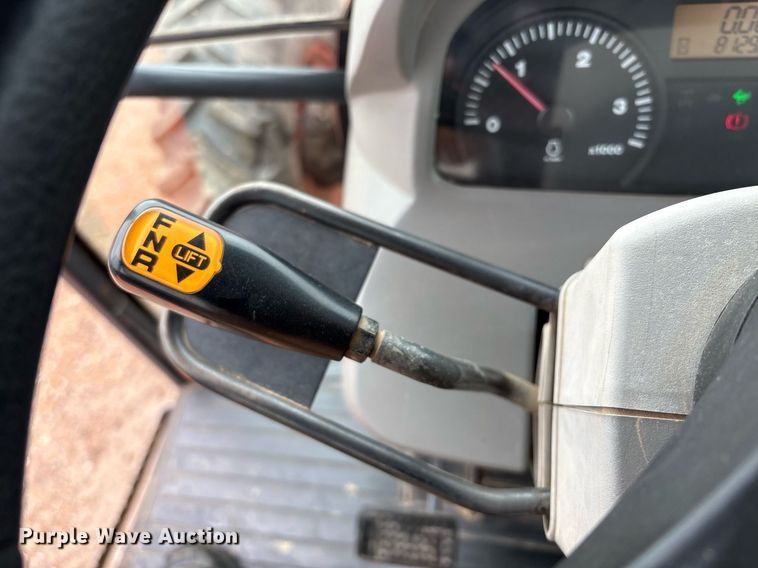 image for item EM2644 Kubota M108S MFWD tractor