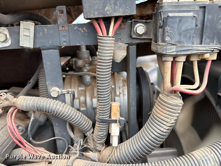 image for item EM2644 Kubota M108S MFWD tractor