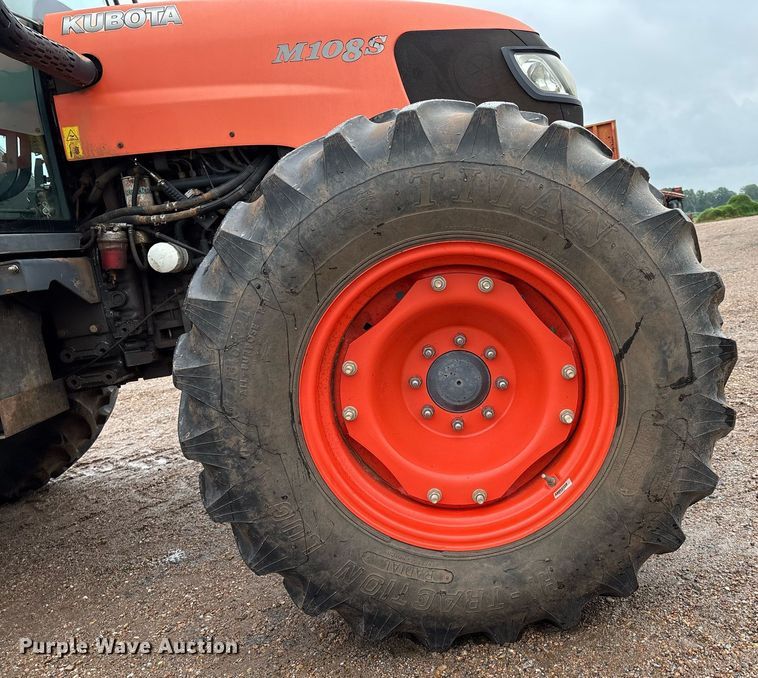 image for item EM2644 Kubota M108S MFWD tractor