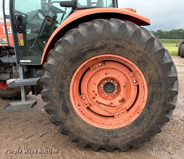 image for item EM2644 Kubota M108S MFWD tractor