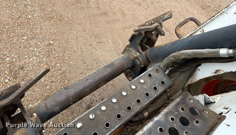 image for item EM2646 2008 Bobcat S250 skid steer loader